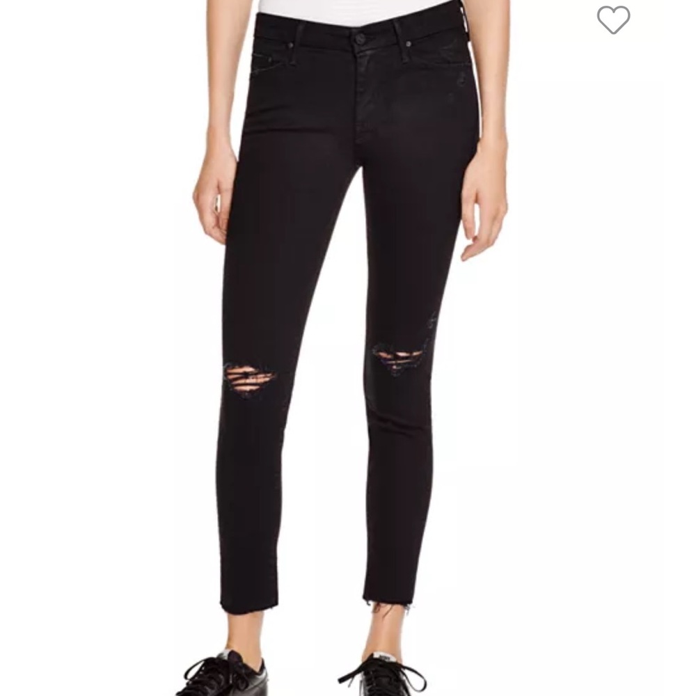 MOTHER Jeans  “Looker Ankle Fray” Jeans in Guilty as Sin
